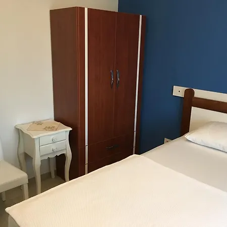 Gulser Konuk Evi Siğacık